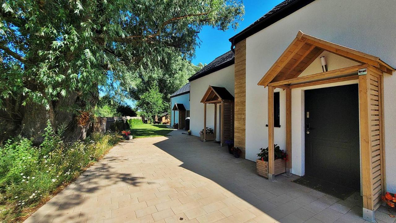 Nadmorska Osada Villa Oslonino Luaran gambar